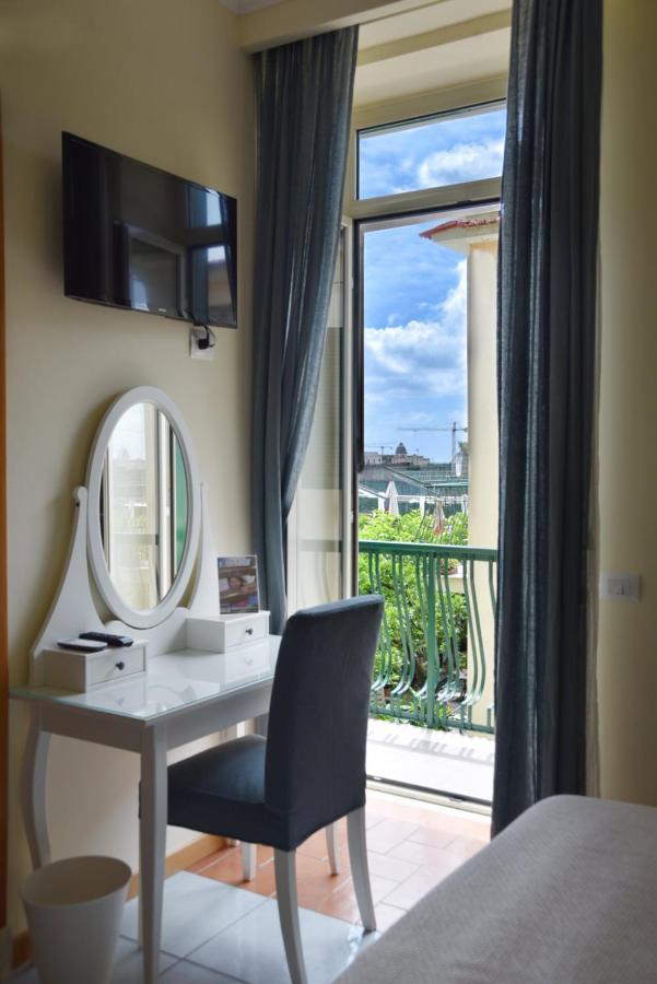 B&B Flavio Pozzuoli Exterior photo